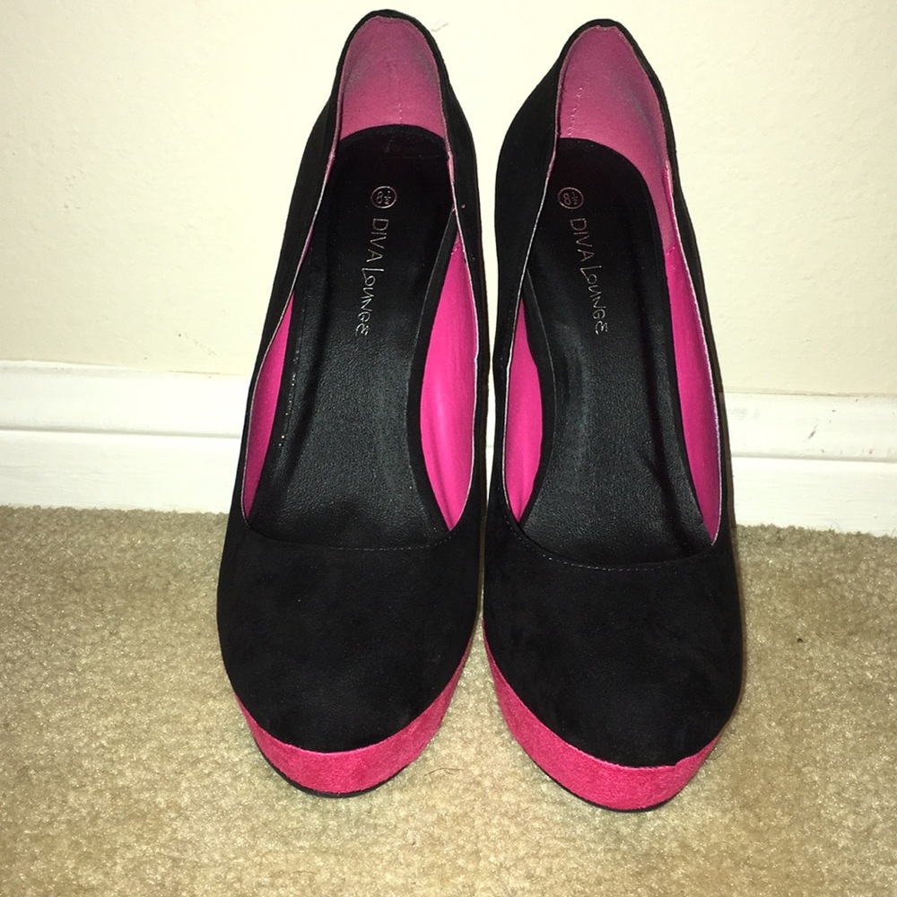 Lorane Black/Pink Suede Platform Stilettos